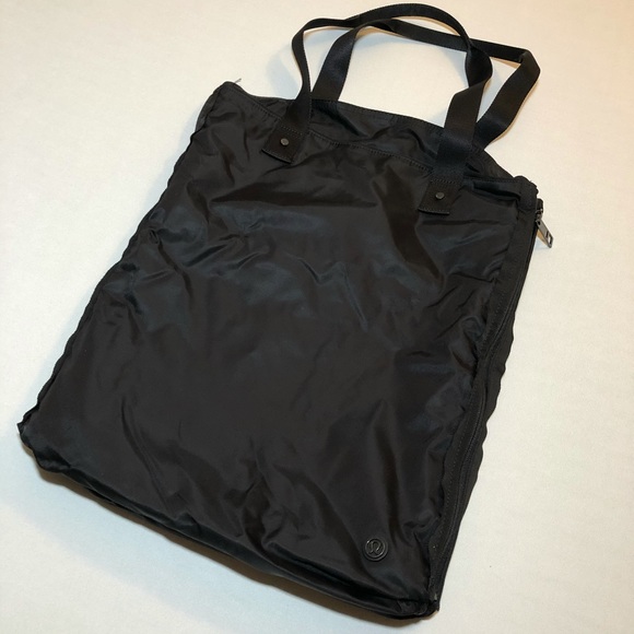 Lululemon Bring It Om Tote - Picture 3 of 7
